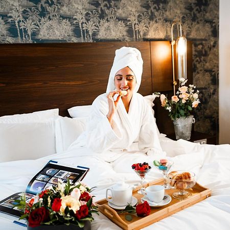 Fourteen Hotel Ain Sebaa カサブランカ エクステリア 写真