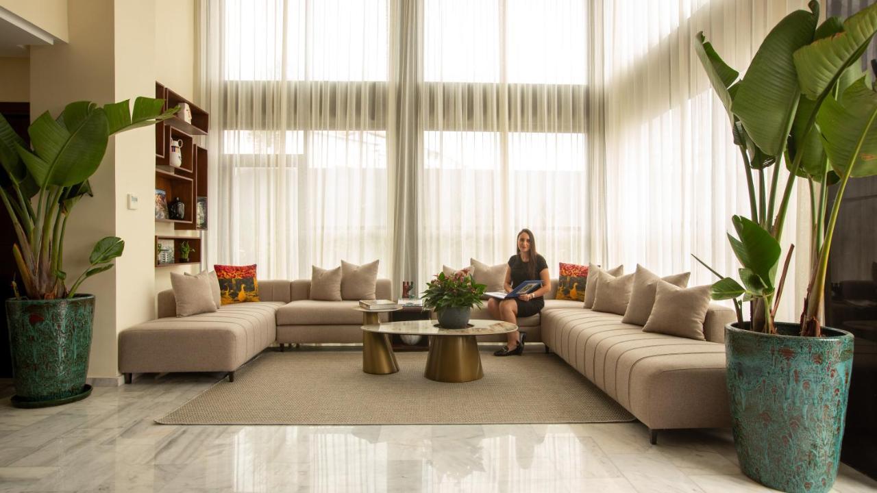 Fourteen Hotel Ain Sebaa カサブランカ エクステリア 写真
