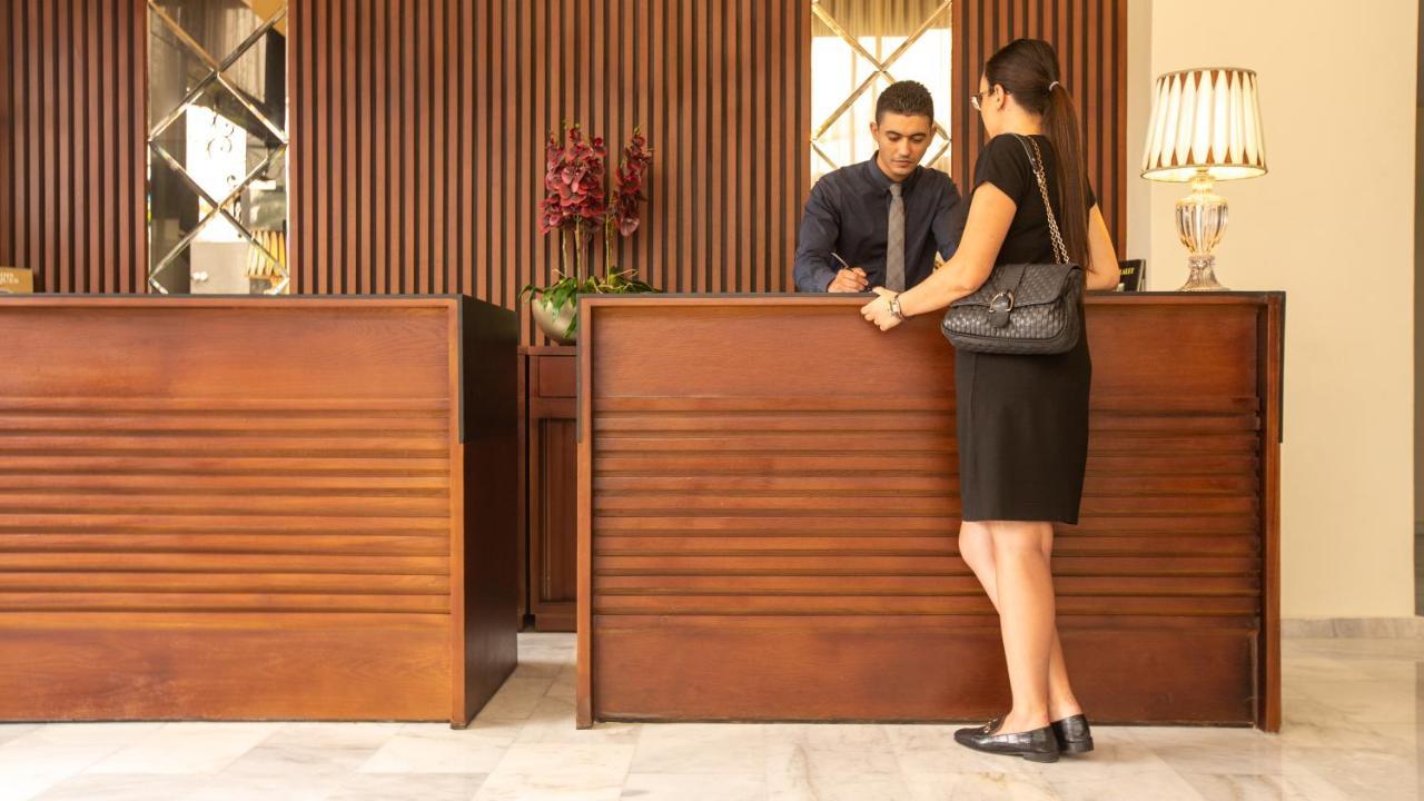 Fourteen Hotel Ain Sebaa カサブランカ エクステリア 写真