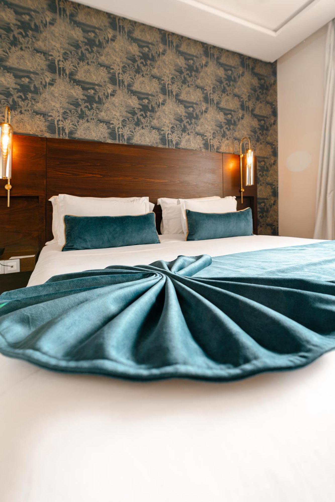 Fourteen Hotel Ain Sebaa カサブランカ エクステリア 写真
