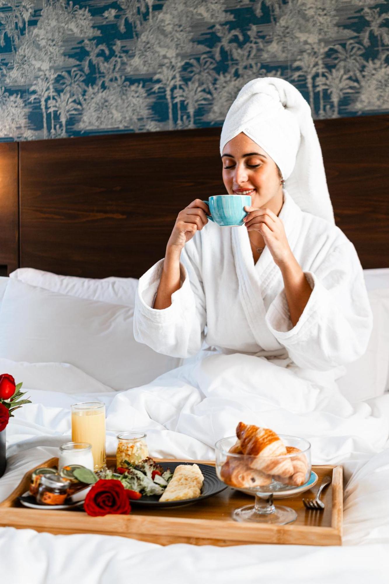 Fourteen Hotel Ain Sebaa カサブランカ エクステリア 写真